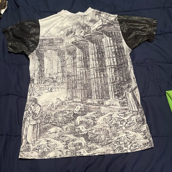 Men’s Bare Fox Snakeskin Shirt - Picture 3 of 3